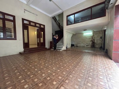 Chủ gửi bán nhà 120m , mt10m, 3t, 4n, 8.7 tỷ, đủ công năng, vân hà, đông anh, 3