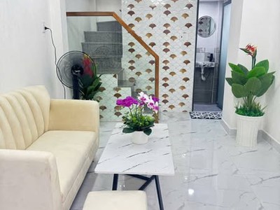 Nhà  đường thích quảng đức quận phú nhuận phường 3 cũ. 2