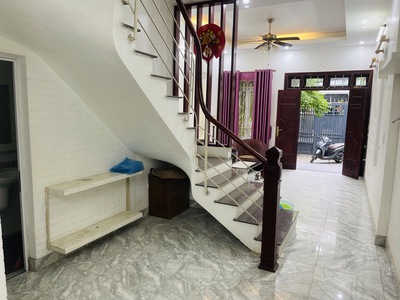 Bán nhà tây hồ   120m    gần hồ   không gian sống trong lành   chỉ 20 tỷ 2