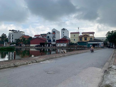 Bán nhà cổ linh-bát khối, 158m, mặt tiền 10.5m, ôtô tránh, nở hậu, full thổ cư 2