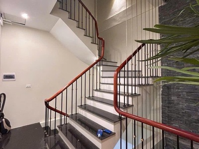 Thái hà   ngõ ba gác   10m ra ô tô tránh   68m   18,3 tỷ - full nội thất   ô chờ thang máy 3