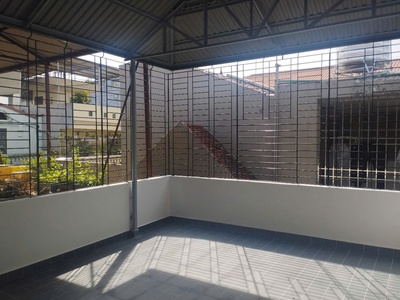 Bán nhà ngõ phố kim liên đống đa 30m 5 tầng 1