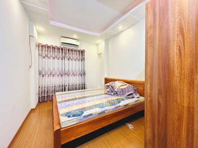 Bán nhà ngõ phố láng thượng đống đa 30m 4 tầng 2