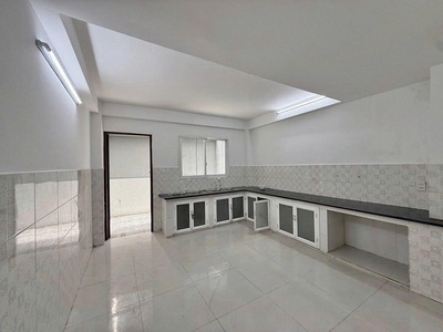 Tòa nhà 6 tầng   20 phòng khép kín   ngay đh văn lang   94m   4x24    thu nhập 1 tỷ/năm 3