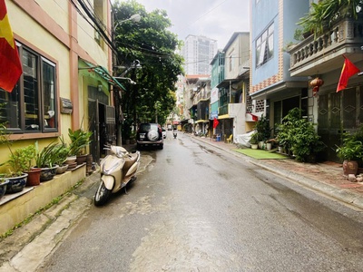 Bán nhà ngõ 15 ngọc hồi- hoang mai, 50 m2, 5 tâng, mặt tiền 4,5 m, giá 13,65 tỷ. 0