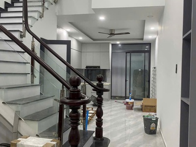Bán gấp nhà 160 nguyễn văn quỳ quận 7- oto   nhà đẹp xuất sắc, vào ở ngay 3
