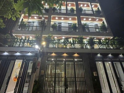 nhà 5 tầng full nội thất xịn   đường xe hơi 6m thông huỳnh thị hai   tô ký   gần đh gtvt 0