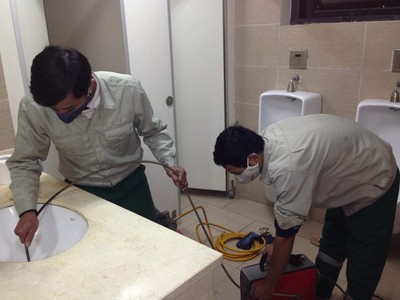 Thông tắc bồn cầu, chậu rửa, hút bể phốt tại Phường Kiến hưng  hà đông   dich vu nao vet cong, ho ga 0