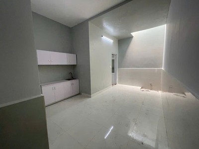 Nhà vuông 2 tầng, hẻm xe tải, 88m2   bùi văn ngữ q12 1