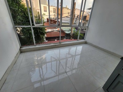 Nhà vuông 2 tầng, hẻm xe tải, 88m2   bùi văn ngữ q12 3