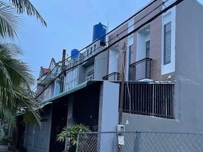 Nhà đôi 2 tầng hxh 92m2, vuông   thạnh xuân 40 q12 0