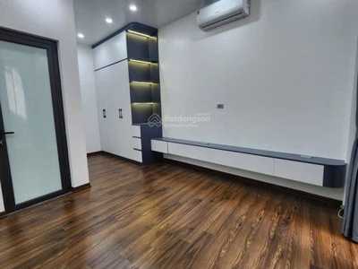 Bán nhà mp trúc khuê, dt 50m2 x 6 tầng, mt: 3.8m, đường 15m, vỉa hè 5m, tiện kd. 2