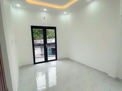 Nhà mới 1 lầu hxh 314 âu dương lân p3q8 2