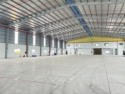 Cho thuê kho, nhà xưởng 1800M2 tại Thọ Quang, SẴN PCCC, DOCK, giá ưu đãi 55k 1
