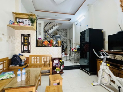   quận 8  nhà đẹp 4 tầng   ngang 4m   ở ngay   tương lai ra mặt tiền   giá 3,8 tỷ 1