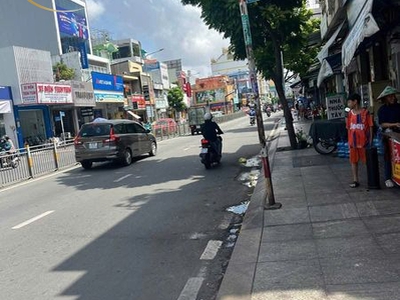 Bán nhà mặt tiền 142 lũy bán bích, dt 4.1 16.5m  nở hậu 6.4m , 1 trệt 2 lầu st, p. tân thới hòa, 1