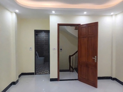 Chính chủ bán nhà đa sỹ - 35m2   5 tầng   rẻ nhất khu vực chỉ 5.6 tỷ 0