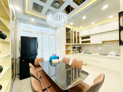 Villa an cư lạc nghiệp tại quận 7 - vuông vức, ngang lớn hiếm có - 8.8 tỷ 1