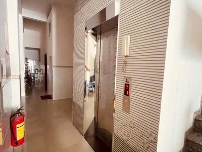 Chính Chủ Bán Khách Sạn Sau Bigc Go Đông Hoàn HCM 4