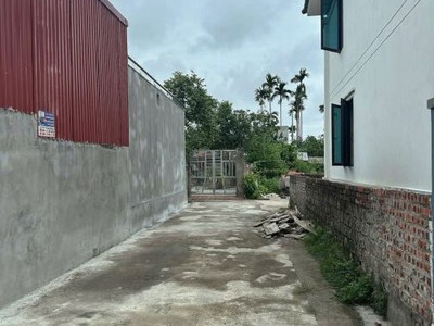 Giá Cực Ngọt Chỉ 1,2x tỷ cho 60,5 mét đất Lâm Động. Ngõ 3,5-5 mét 1