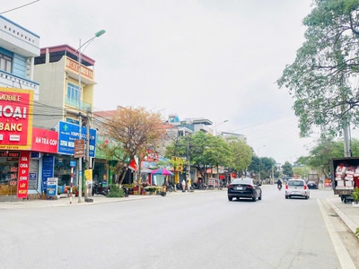 Bán căn nhà đẹp tại mặt phố Tôn Đức Thắng, Khai Quang, Vĩnh yên, Vĩnh Phúc. Giá 12 tỷ 6