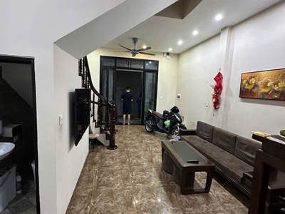 Trung tâm ĐỐNG ĐA   HÀO NAM   50M2 x 5 TẦNG   HIẾM NHÀ BÁN   gần ga CÁT LINH 1