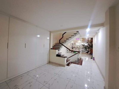   Bán nhà mặt tiền hẻm xe hơi đường Nguyễn Văn Khối - DT 4x16m- Giá 6 tỷ TL 2