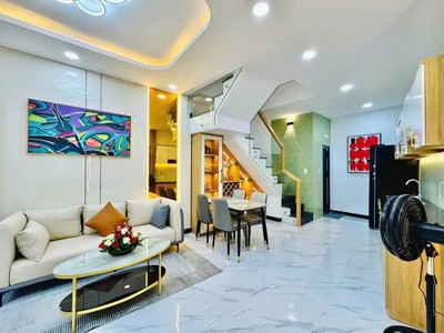  NHÀ NGON   1 TRỆT 2 LẦU - GIÁ CHỈ 2 TỶ 5   105m2 - Long An 1