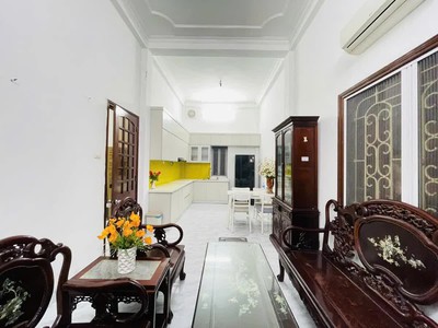 Đầu Ngõ 58 Đường Láng 58m , 4 tầng 4 ngủ. Chỉ 9,4 tỷ 2