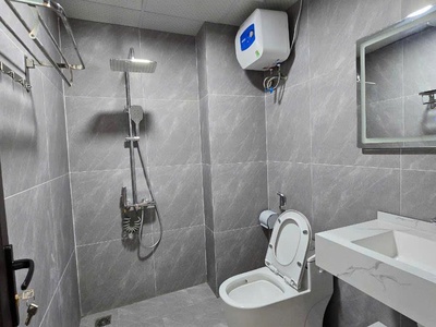  Lô góc siêu đẹp   nhà mới kính coong   ngõ thông tứ tung   50m ra phố   sổ vuông đẹp  Nếu bạn c 3