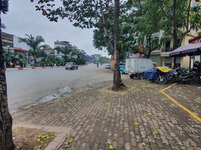 Mặt phố trần khát chân,hai bà trưng 27tỷ 35m mặt tiền 5m,vỉa hè kinh doanh,hiếm nhà bán 2