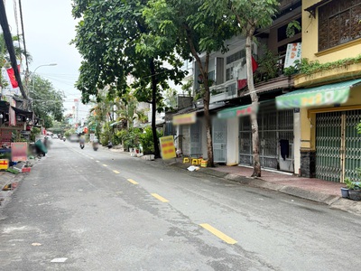 Cho thuê nnc mt đường số p4q8. giá 20 triệu 2