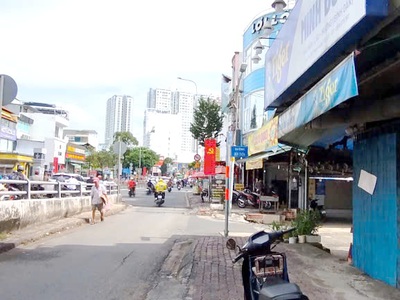 Nhà 4 tầng mặt tiền kinh doanh đường phạm hùng p5 q8 3