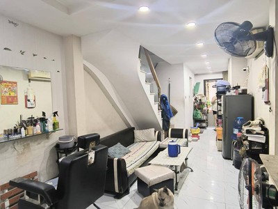 Hẻm nhựa xe tải sạch đẹp, 2 mặt hẻm trước sau, có cửa sau - khu vip dân trí - đang cho thuê, phù 0