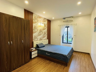 Nhà tập thể quân đội hoàng quốc việt  90m, 3pn, mới đẹp, 4.59 tỷ tt cầu giấy 0