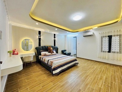 Bán nhà 96m2  5x19.3  4 tầng full nội thất   đường 6m   cách phú mỹ hưng 5 phút   giá 9.2 tỷ 4