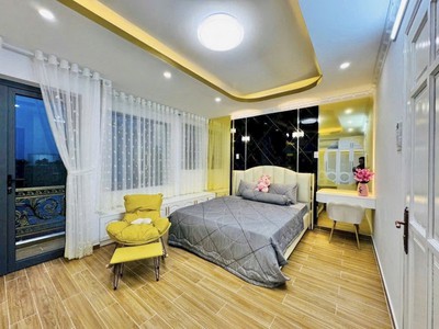 Bán nhà 96m2  5x19.3  4 tầng full nội thất   đường 6m   cách phú mỹ hưng 5 phút   giá 9.2 tỷ 3