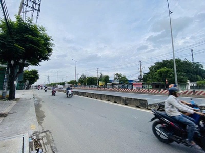 Bán nhà mặt tiền quốc lộ 1a - gần tân kỳ tân quý, 14x34m, cấp 4, cho thuê 45 tr, 25 tỷ. 0