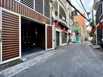 Siêu phẩm trung tâm sài gòn hẻm ô tô huỳnh văn bánh phú nhuận 1