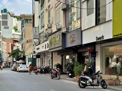 Bán nhà 5 tầng, đẹp, ở luôn, mp trung yên 3 - trung hoà, 90m2, mặt tiền: 5m, 35,9 tỷ 0