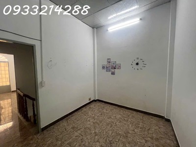 Nhà sát mặt tiền  phú thọ hòa, hxh, khủng 82m2  6,3 x 15m , chỉ nhĩnh 8 tỷ ,sổ hồng riêng 3