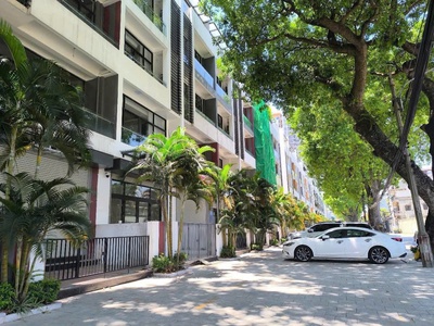 Siêu phẩm cực đẹp như khách sạn 5 sao . nằm trên mặt phố hàm long  hiếm  cực hiếm nhà bán đã 0