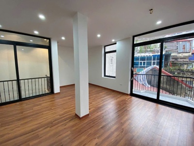 Nhà tây hồ trích sài 91m, 4 tầng, nhà xây chắc chắn full đồ 0