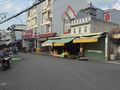 Bán nhà mặt tiền chợ 4,4 x 24m shr nguyễn thị thơi   hiệp thành, q12 3