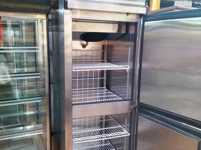 Tủ đông đứng 2 cánh inox hiệu berjaya 505L   sản xuất malaysia mới 90 1