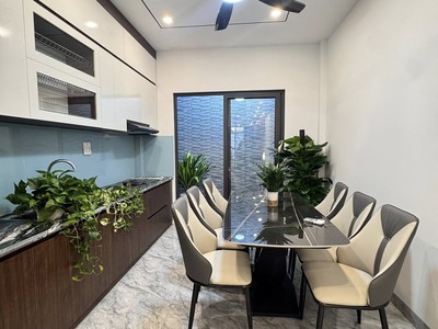 Bán Đất Ngõ 640 Nguyễn Văn Cừ, Gia Thụy, Long Biên, 62m2, MT6.5m, Phân Lô, Ô Tô 2