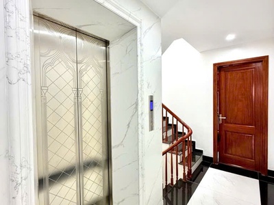 Siêu phẩm nguyễn chính bán nhà 5 tầng thang máy long lanh lô góc ô tô kinh doanh hoàng mai 1