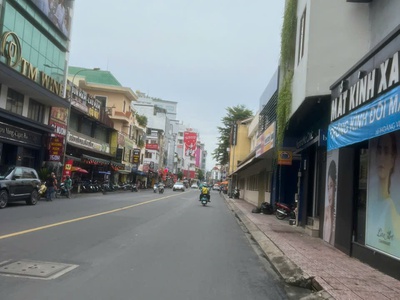 Bán Gấp Nhà 2 Mặt Tiền Vị Trí Vàng - Hoàng Việt và Út Tịch 1