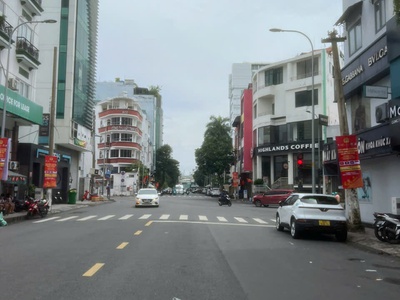 Bán Gấp Nhà 2 Mặt Tiền Vị Trí Vàng - Hoàng Việt và Út Tịch 2