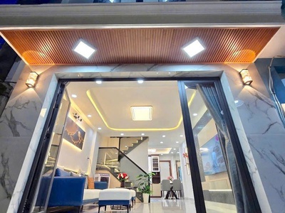  Bán Nhà 1 Trệt 1 Lầu - Long Trạch, Cần Đước - Gía Chỉ 2 TỶ 2  0